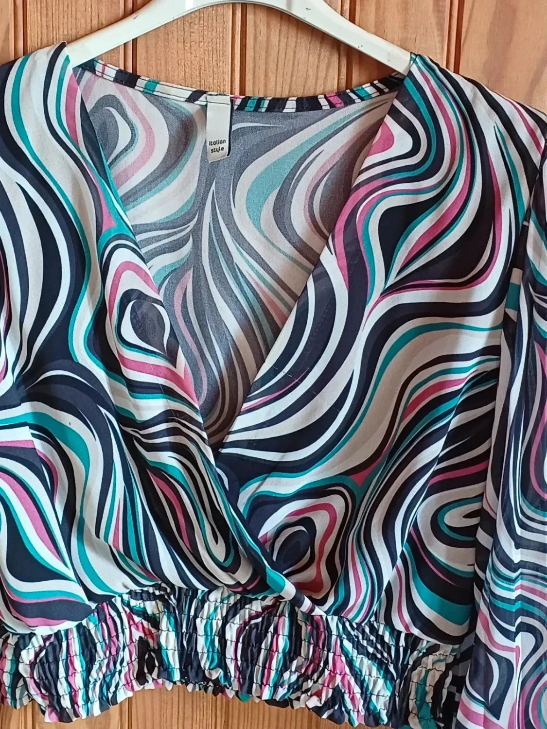Italian style smocked fluid top – photo 4
